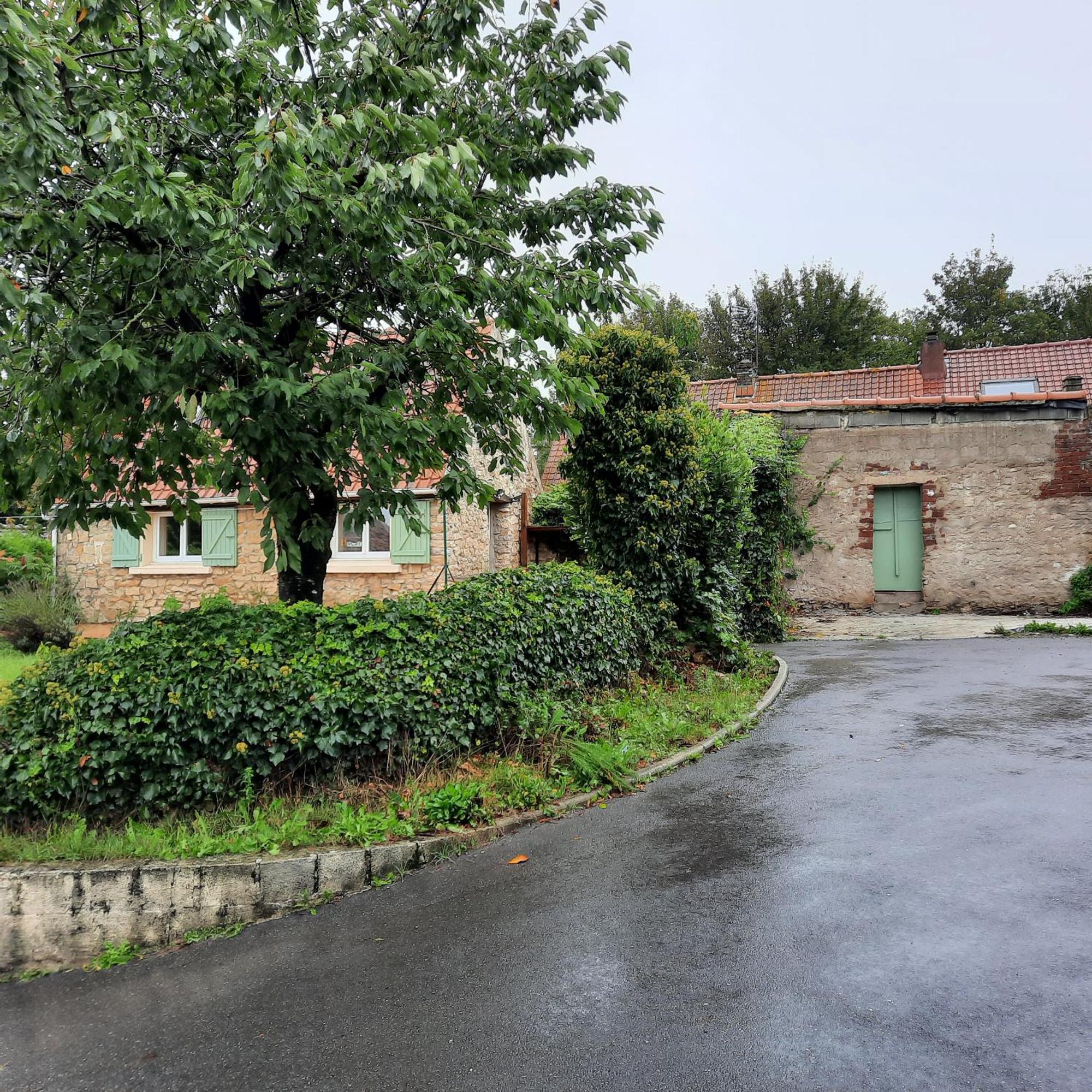 Aux Portes Du Chateau Cottage Intimiste Et Cosy A L'Abri Des Regards Propice A La Detente Rinxent Exterior photo